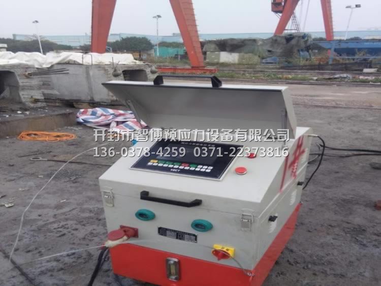 云南楚雄橋梁施工使用我公司智能張拉設(shè)備